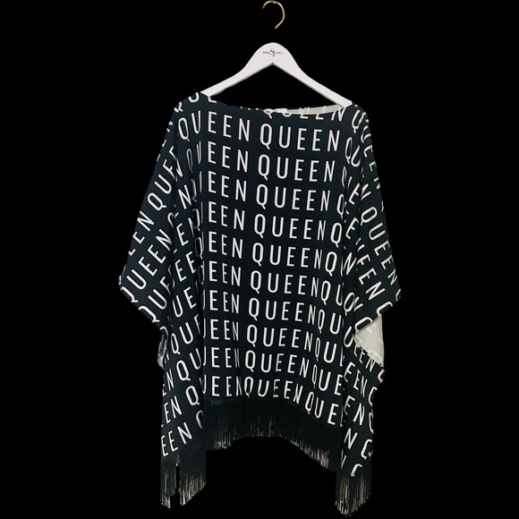 🖤🤍🖤BUNDLE-SASSY JONES “QUEEN” PONCHO and “QUEEN” SCARF🖤🤍🖤 - Picture 3 of 7